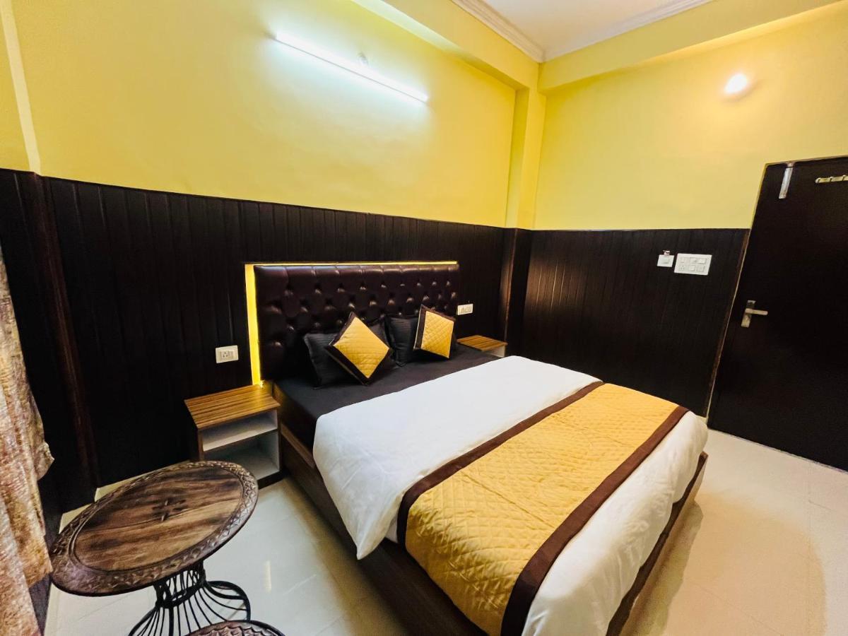 Hotel Manohar ริชิเคช ภายนอก รูปภาพ