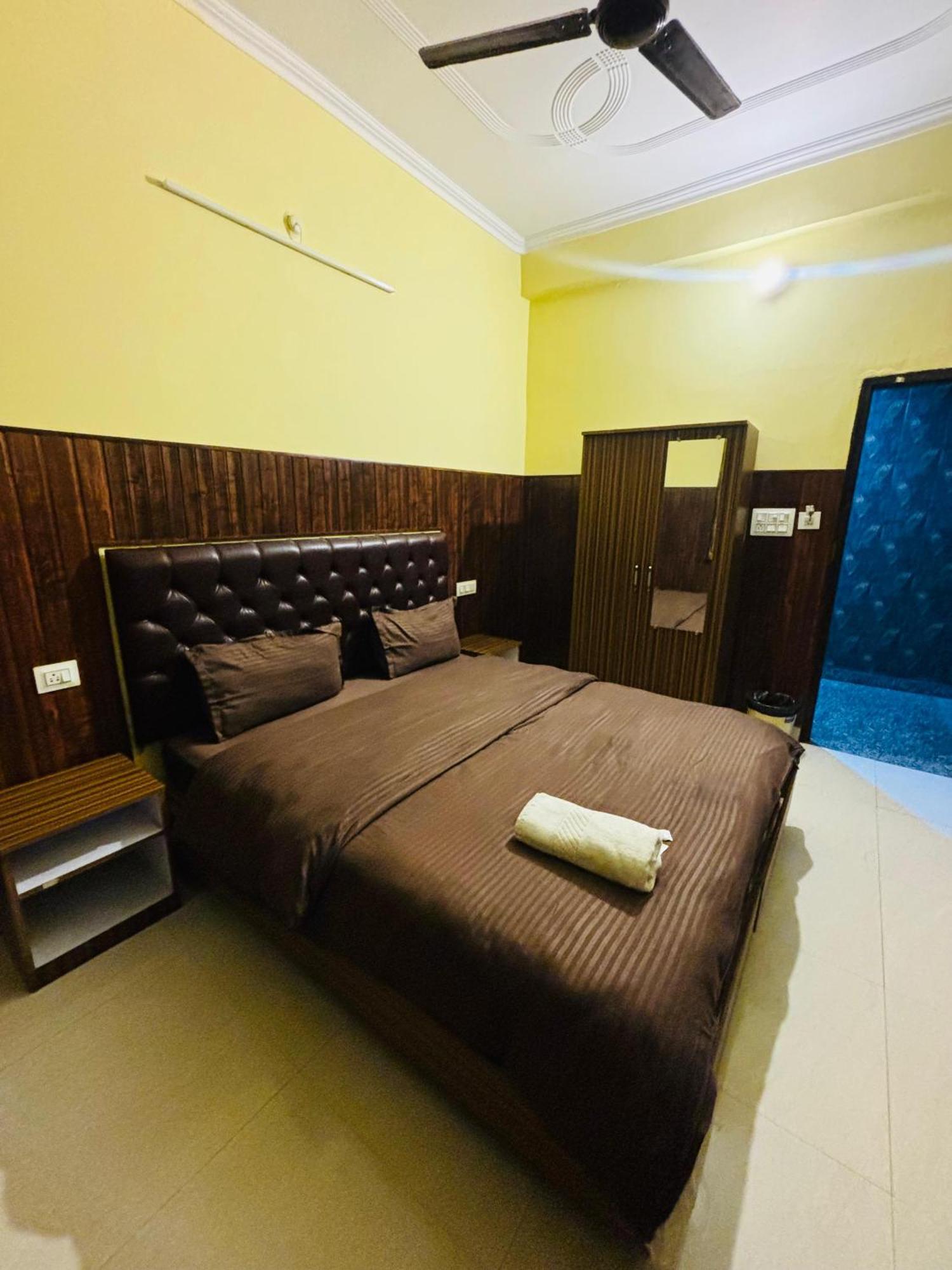 Hotel Manohar ริชิเคช ภายนอก รูปภาพ